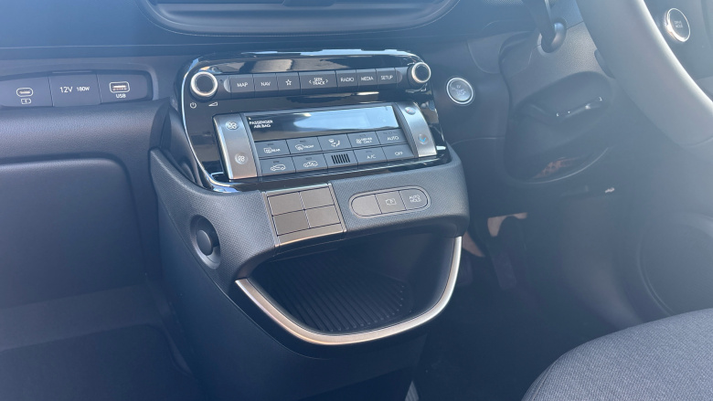 Hyundai INSTER 71kW 01 42kWh 5dr Auto Electric Hatchback